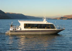 37′ Twin Diesel Tour Boat