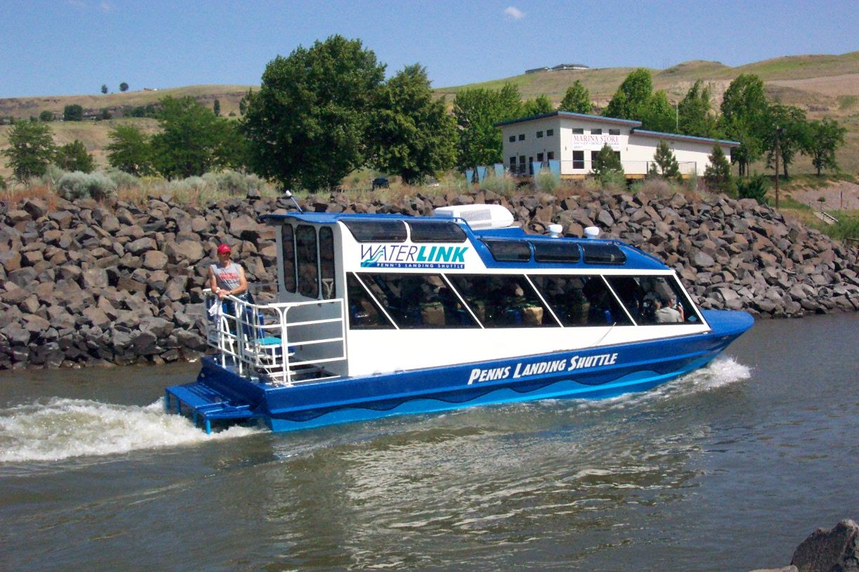 29′ Single Sterndrive Water Taxi